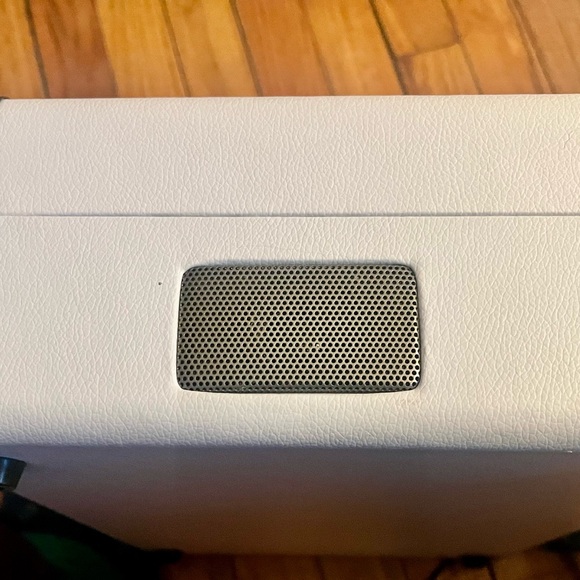 Record player - Picture 5 of 9